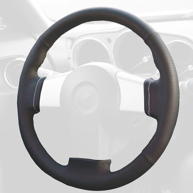 2003-08 Nissan 350Z steering wheel cover