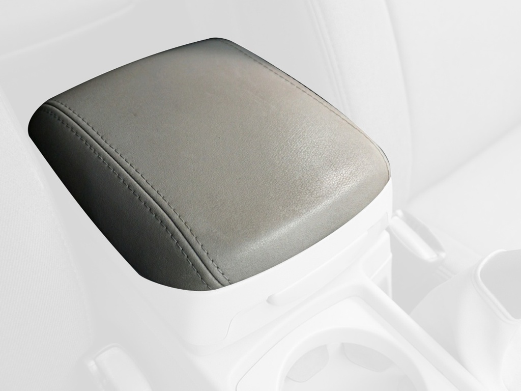 2006-13 Volvo C70 armrest cover (2006-07)